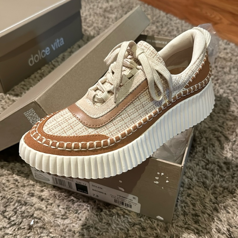 Brand New | Dolce Vita Dolen Sneaker Brown 7.5